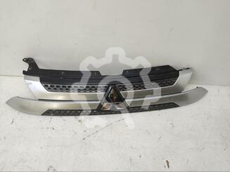 Решетка радиатора Mitsubishi Outlander III 2012 - 2024