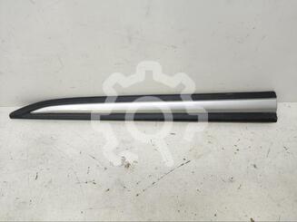 Накладка двери передней левой Mitsubishi Outlander III 2012 - 2024