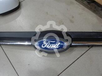 Решетка радиатора Ford Focus II 2005 - 2011