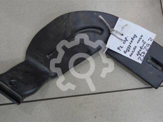 Воздухозаборник (внутри) Ford Focus II 2005 - 2011