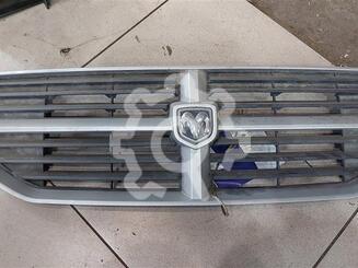 Решетка радиатора Dodge Caliber 2006 - 2011