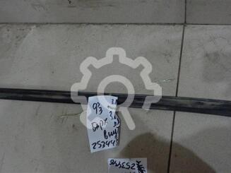 Уплотнитель стекла двери Ford Focus II 2005 - 2011