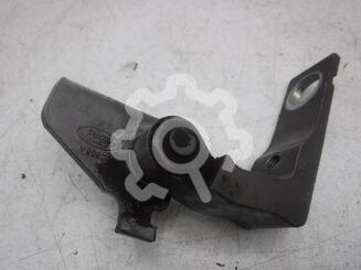 Петля двери Ford Focus III 2011 - 2019