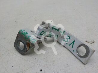 Петля двери Ford Focus III 2011 - 2019