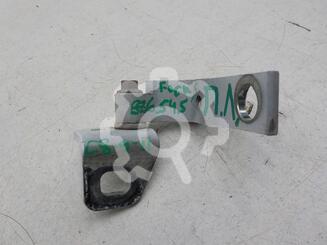 Петля двери Ford Focus III 2011 - 2019