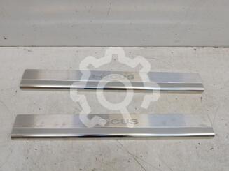 Накладка порога (наружная) Ford Focus II 2005 - 2011