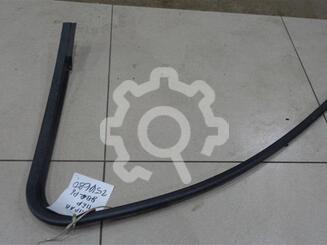Накладка двери передней правой Ford Focus II 2005 - 2011
