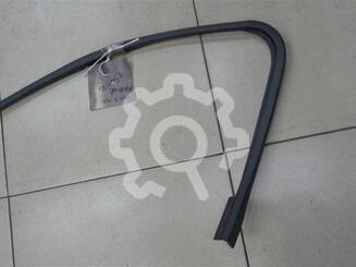 Накладка двери передней правой Ford Focus II 2005 - 2011