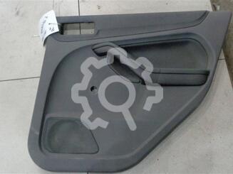 Обшивка двери задней правой Ford Focus II 2005 - 2011