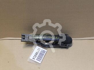 Ручка двери наружная Volkswagen Polo IV 2001 - 2009