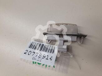 Фонарь подсветки номера Mitsubishi Outlander II 2005 - 2013
