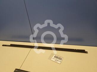 Молдинг двери задней левой Nissan Qashqai (J10) 2006 - 2014