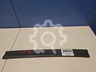 Уплотнитель двери Nissan Qashqai (J10) 2006 - 2014