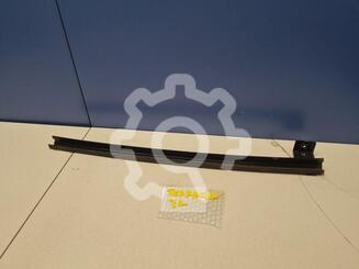 Направляющая стекла двери Hyundai Terracan 2001 - 2007