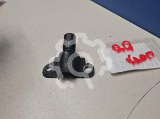 Отбойник крышки багажника Nissan Qashqai (J10) 2006 - 2014