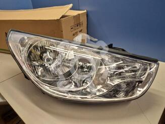 Фара правая Hyundai ix35 2010 - 2015