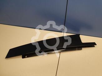 Накладка двери задней правой Mercedes-Benz C-Klasse IV W205 2014 - 2021
