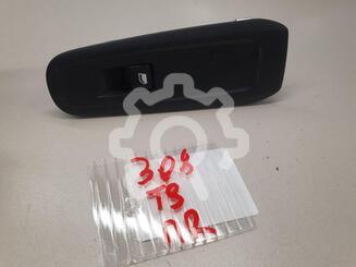 Кнопка стеклоподъемника Peugeot 308 2013 - н.в.