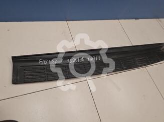 Накладка бампера заднего Toyota Land Cruiser [200] 2007 - 2021