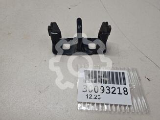 Ответная часть замка багажника Renault Duster I 2010 - 2021