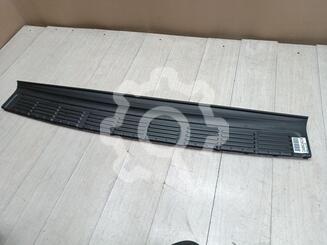 Накладка бампера заднего Toyota Land Cruiser [200] 2007 - 2021