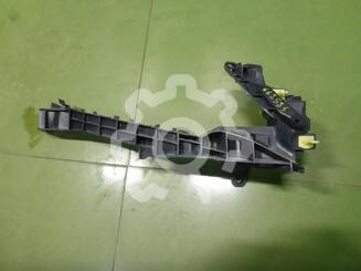 Кронштейн фар правый Honda CR-V IV 2012 - 2018