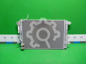 Радиатор кондиционера (конденсер) Volkswagen Jetta VI 2010 - 2018