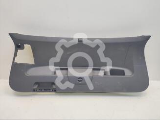 Обшивка крышки багажника Volkswagen Tiguan II 2016 - н.в.