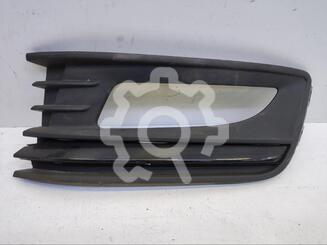 Решетка в бампер Volkswagen Polo V (Sedan RUS) 2011 - 2020