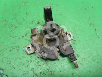 Замок капота Ford Focus II 2005 - 2011