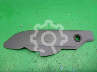 Накладка (кузов внутри) Ford Focus II 2005 - 2011