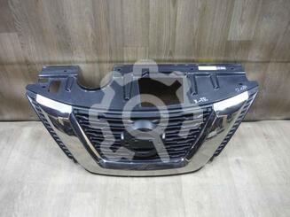 Решетка радиатора Nissan X - Trail (T32) c 2014 г.
