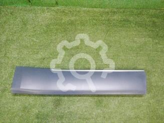 Накладка двери задней правой Cadillac XT6 2019 - н.в.