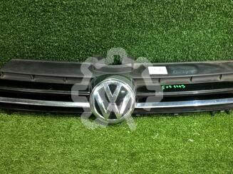 Решетка радиатора Volkswagen Golf VII 2012 - 2020