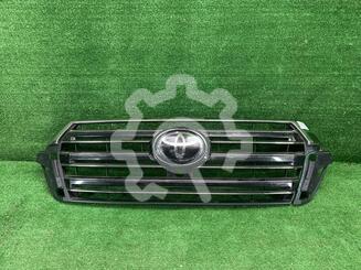 Решетка радиатора Toyota Land Cruiser [200] 2007 - 2021