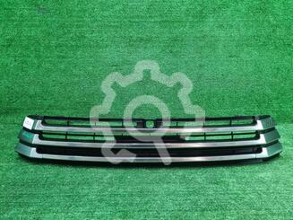 Решетка в бампер Toyota Highlander III (U50) 2013 - 2019
