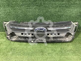 Решетка радиатора Ford Kuga II 2012 - 2019