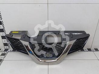 Решетка радиатора Nissan X - Trail (T32) c 2014 г.