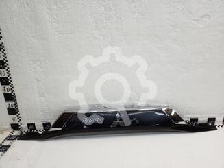 Накладка крышки багажника Mitsubishi Outlander III 2012 - 2024