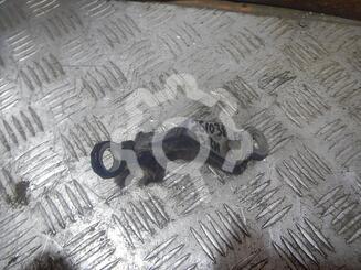 Петля двери Ford Focus II 2005 - 2011