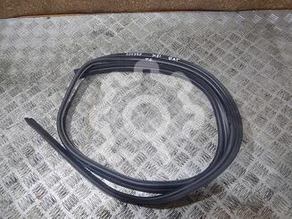 Уплотнитель багажника Ford Focus II 2005 - 2011