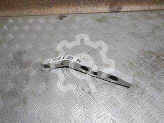 Кронштейн бампера переднего Ford Focus II 2005 - 2011