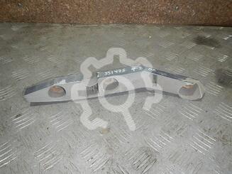 Кронштейн бампера переднего Ford Focus II 2005 - 2011