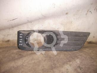 Рамка фары противотуманой правой Ford Focus II 2005 - 2011
