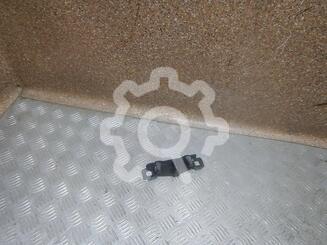 Ответная часть замка багажника Ford Focus II 2005 - 2011