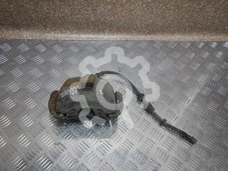 Суппорт передний левый Ford Focus II 2005 - 2011