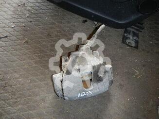 Суппорт передний левый Ford Focus II 2005 - 2011