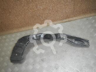 Воздухозаборник (внутри) Ford Focus II 2005 - 2011