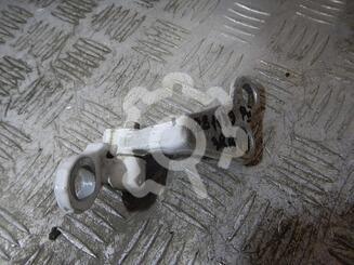 Петля двери Ford Focus II 2005 - 2011