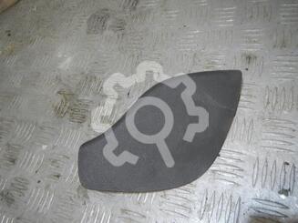 Накладка (кузов внутри) Ford Focus III 2011 - 2019